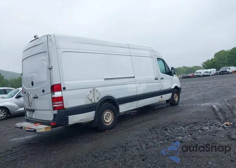 2012 Mercedes-Benz Sprinter 2500 High Roof z USA, uszkodzony, nr VIN WD3PE8CB5C5685285
